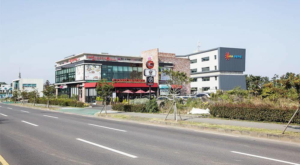 Ra Tourist Hotel Jeju Exterior photo