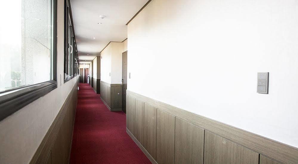 Ra Tourist Hotel Jeju Exterior photo